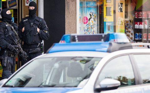 German Police detain two men on suspicion of preparing terrorist attack