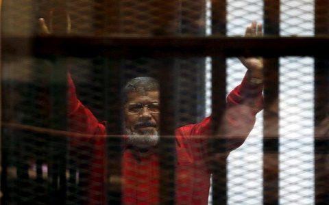 Jailed Muslim Brotherhood members use money to attract new recruits
