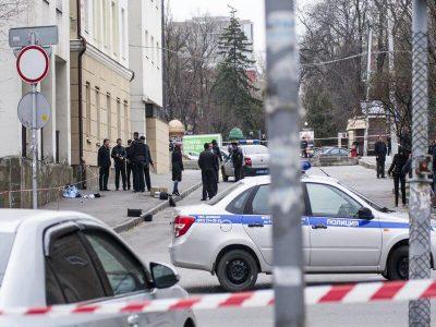 Russian authorities detain possible accomplices of presumed St. Petersburg bomber