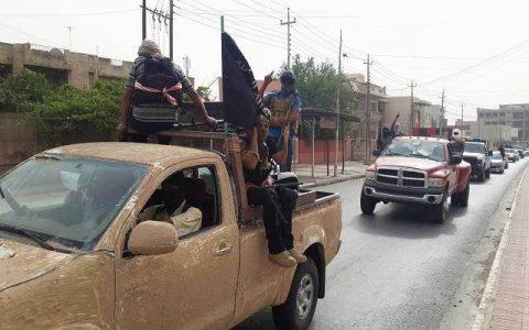 Sinai branch of ISIS cuts off roads to trucks carrying goods to the Gaza Strip