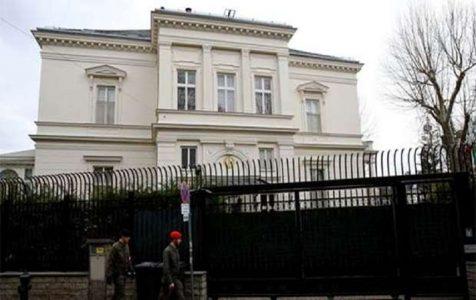 Soldier killed knife attacker in front of the Iranian Embassy in Vienna