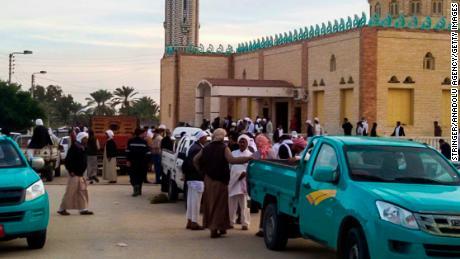 ISIS suicide bombing attack kill 305 people in mosque in the Sinai Peninsula