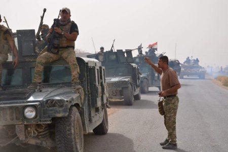 Islamic State terrorists attack the Iraqi army in recaptured Qaim