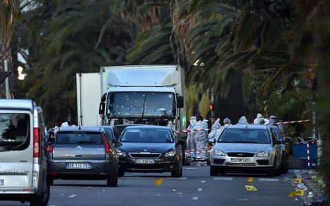 ISIS claims responsibility for the Nice attack – at least 84 people dead, 150 injured