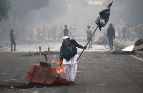 Islamic State terrorists arrested for Jakarta protests