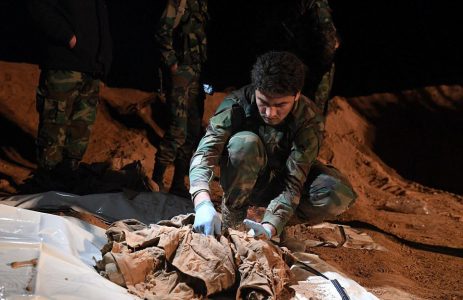 Mass grave of ISIS victims found in Deir Ezzur