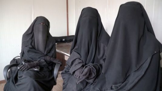 Two Finnish men in Islamic State prisons in Syria according to ISIS brides