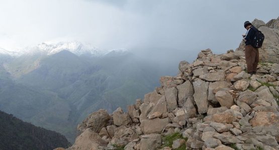 ISIS terrorists flee Syria to the uncontrolled mountainous areas in northern parts of Iraq