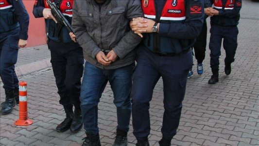 Turkish police forces detained eight Islamic State terror suspects