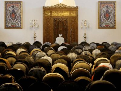 Undercover journalist finds one in ten mosques the preach radical Islamic ideas in Germany