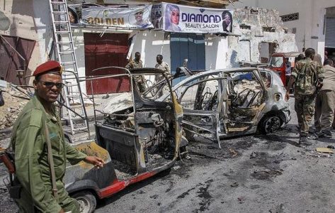Al-Shabaab car bomb kills three and wounds six others at checkpoint in Somali capital