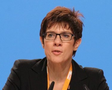 German Defence Minister: The Islamic State threat is not over yet