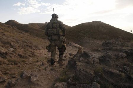 Iraqi army forces raid Islamic State training camp and kill at least six terrorists