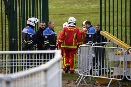 One man killed in Paris stabbing as the suspect is shot dead