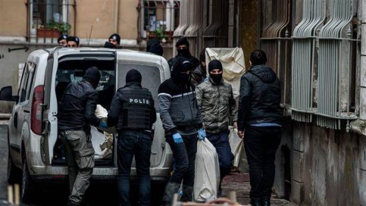 Turkish authorities deported four German nationals for having terror links