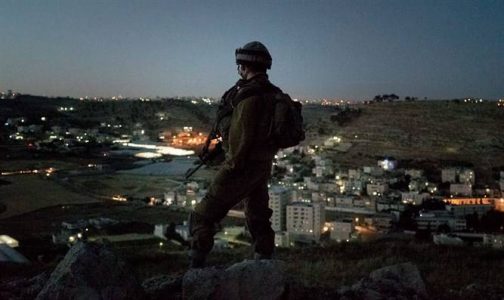 Arab terrorist armed with a knife arrested after attacking a border policeman in Hebron