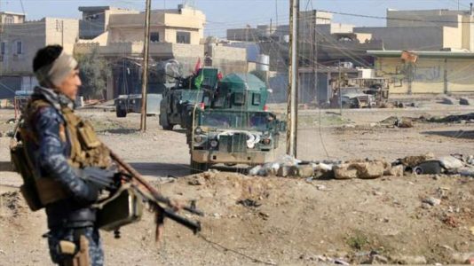 Iraqi military forces arrested three Islamic State terrorists in Mosul