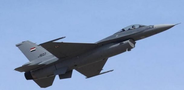 Iraqi army warplanes pound Islamic State hideouts in Mount Hamrin