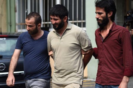 Turkish police authorities arrested three Islamic State terror suspects