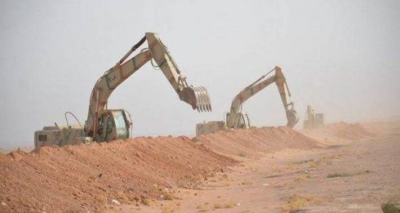 Iraqi authorities build wall around Anbar to stop the Islamic State infiltration