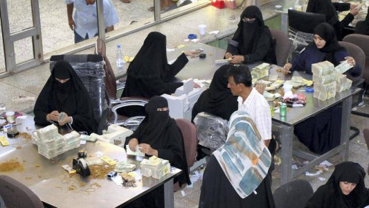 Southern transitional forces in Yemen seized billions in cash to stop terror financing