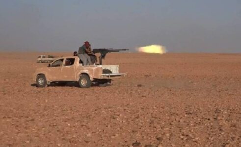 Islamic State terrorists kidnap Syrian forces and civilians in the Syrian desert
