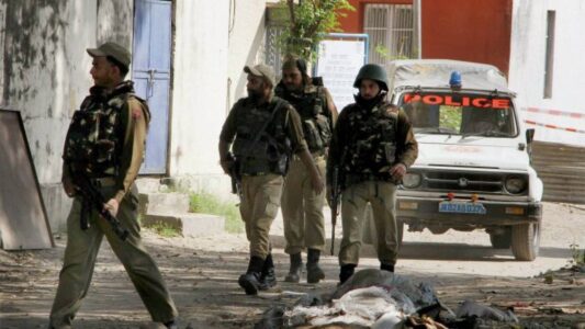 One man arrested for helping Lashkar-e-Taiba terrorists