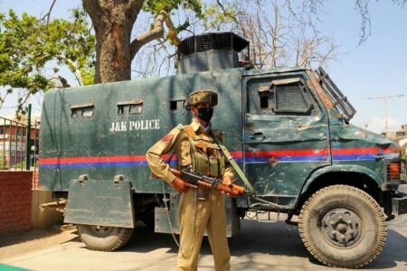 Terrorist associates held in Jammu and Kashmir’s awantipora