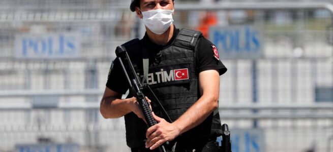 Turkish authorities detained 27 people for suspected Islamic State links