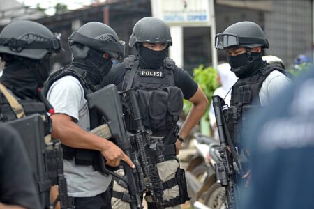 Indonesian police arrested four suspected terrorists from group affiliated to the Islamic State