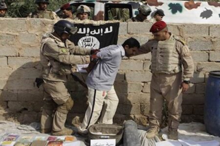 Iraqi security forces arrested three Islamic State terrorist group members
