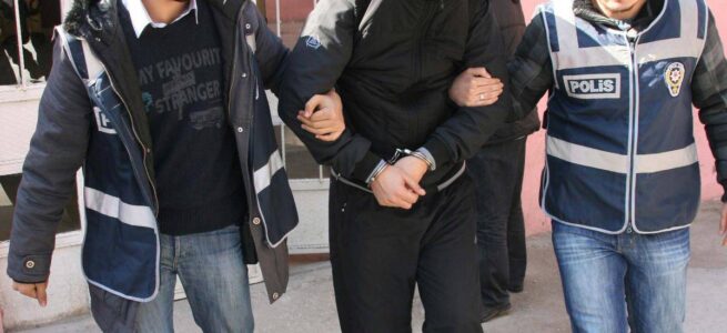 Turkish police authorities arrested three Islamic State terror suspects
