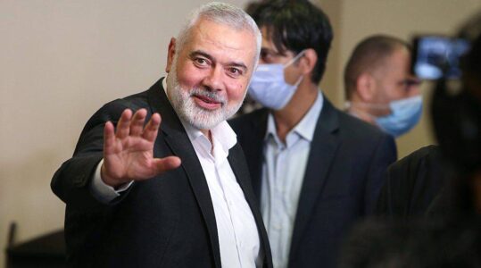 Senior Hamas delegation visits top Lebanon security official