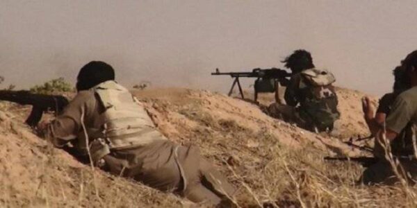 Islamic State terror cells attack Syrian regime positions in the al-Sukhna desert