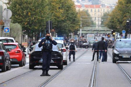 Three dead and others injured in suspected terrorist attack at French church in the city of Nice