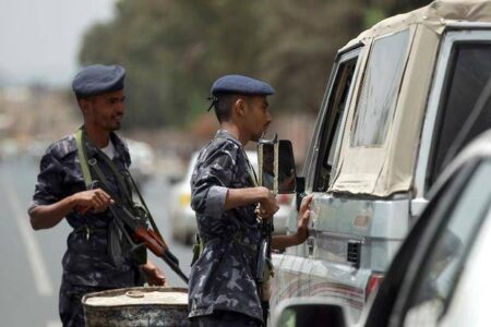 Yemeni authorities killed three and captured two Al-Qaeda terrorists in raid in Mahra