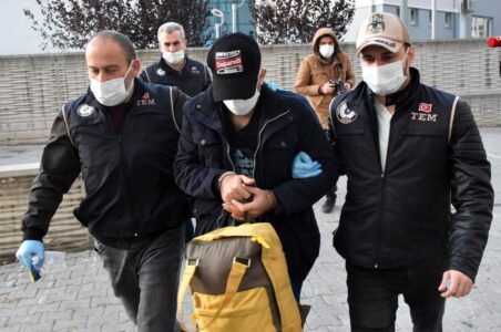 Turkish authorities arrested two foreign nationals for links to terrorist groups