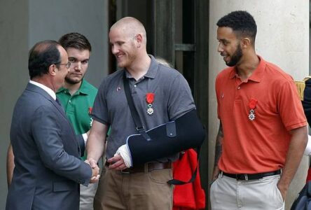 US heroes who tackled Islamic State gunman on a train prevented a slaughter