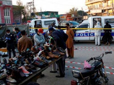 Roadside bomb wounds at least 23 people near police station in Pakistan