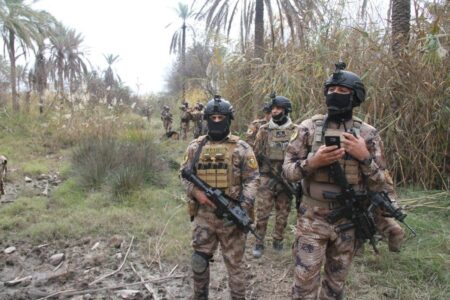 Iraqi Intelligence seizeed explosive belts in the Al-Anbar desert
