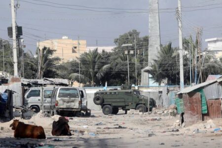At least twenty people killed by suicide car bomb blast in Somalia