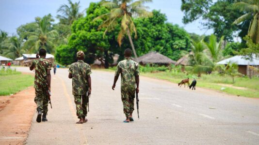 Islamic State terrorists attacked town housing foreign workers in Mozambique