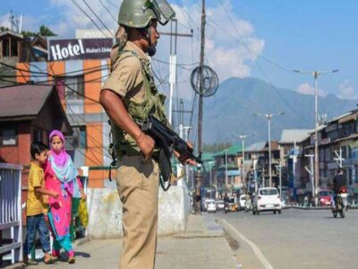 Seven Hizbul terrorist associates detained by the security forces in Shopian