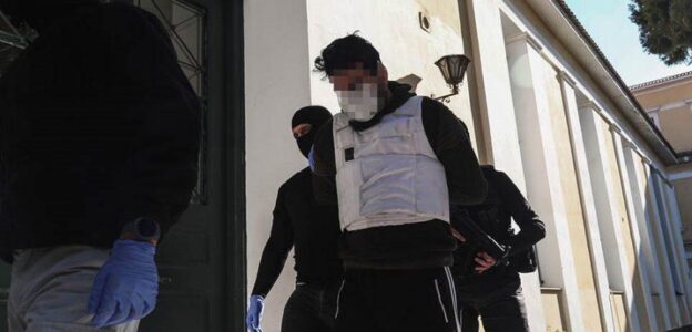 Greek police arrested asylum-seeker suspected of Islamic State membership