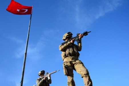 Turkish authorities intercepted two Islamic State terrorists near the Syrian border
