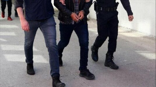 At least thirteen Islamic State terror suspects detained in Turkey