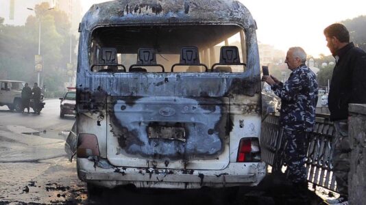 At leasts ten oil workers killed in attack on bus in Syria