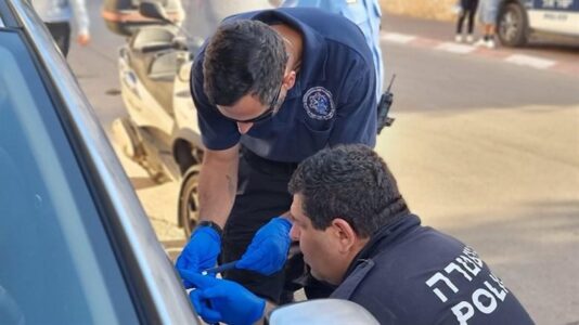 Man stabbed in Kiryat Gat as terrorism is not ruled out by the authorities