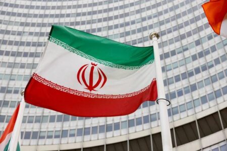 Iran ready to offer Lebanon 600000 tons of fuel