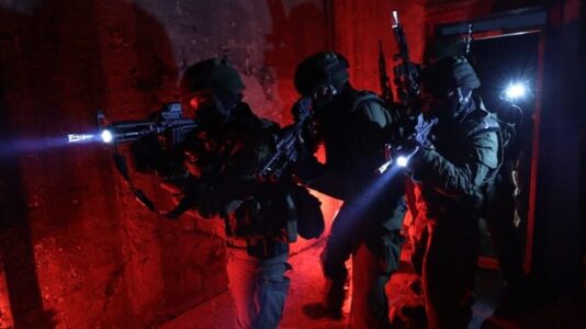 Terrorists open fire at Israeli border police officers during arrest operation